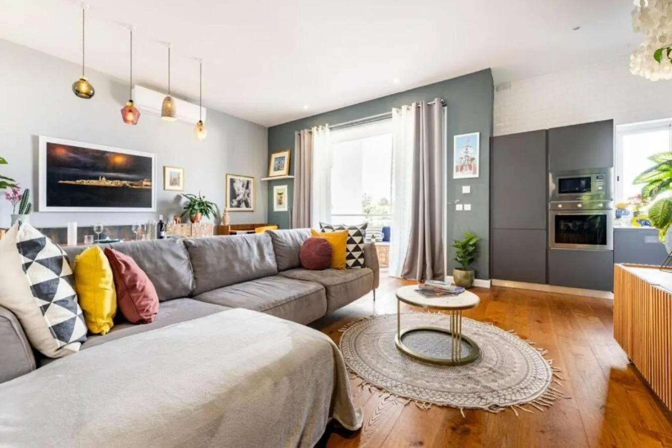 Seabreeze Retreat With Terrace - St Julians Apartment Saint Julian's